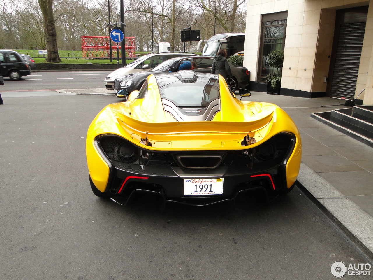 McLaren P1