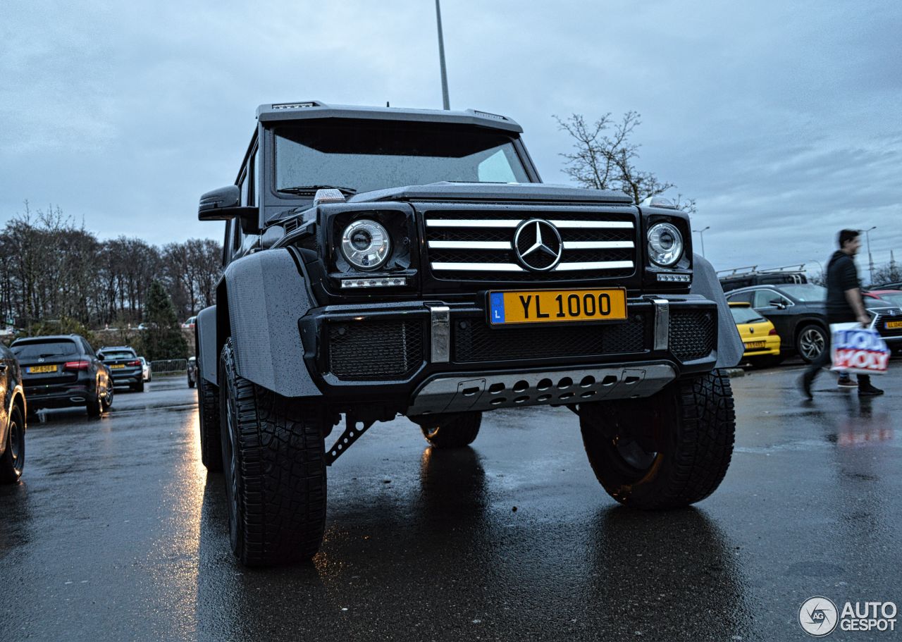 Mercedes-Benz G 500 4X4²