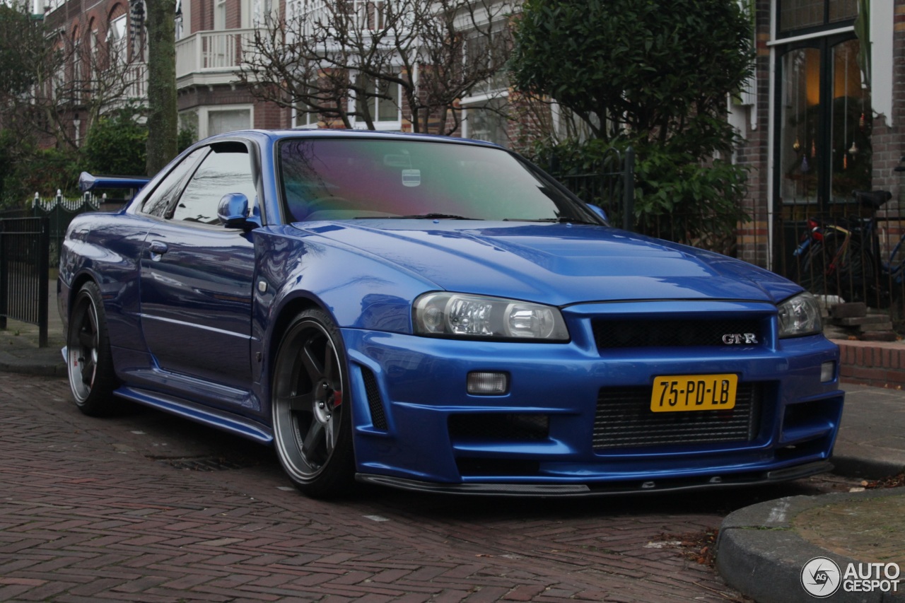 Nissan Skyline R34 GT-R