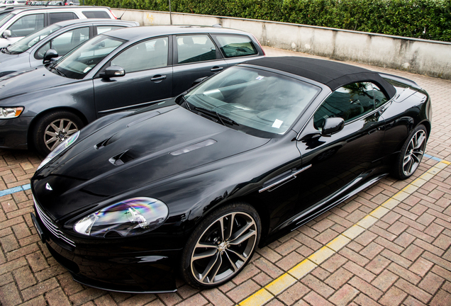 Aston Martin DBS Volante