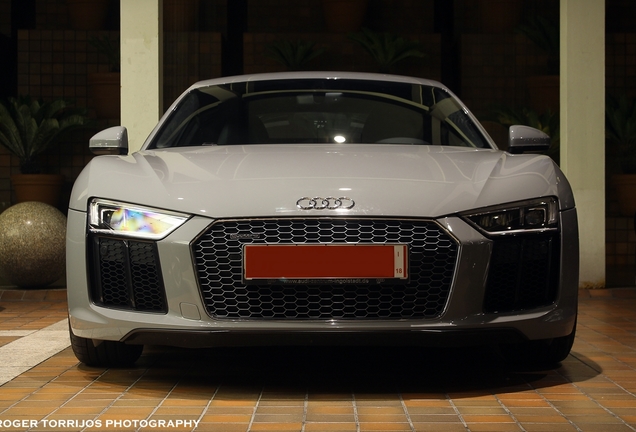 Audi R8 V10 2015