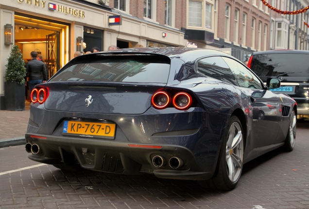 Ferrari GTC4Lusso