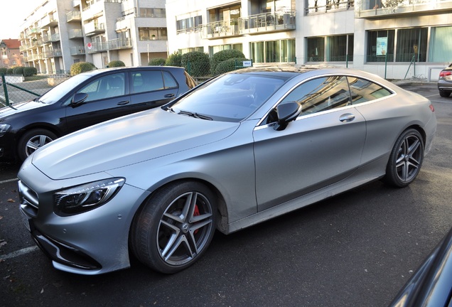 Mercedes-Benz S 63 AMG Coupé C217