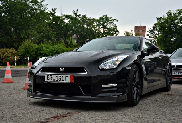 Nissan GT-R 2012