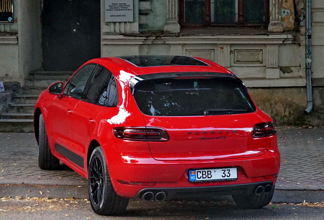 Porsche 95B Macan GTS