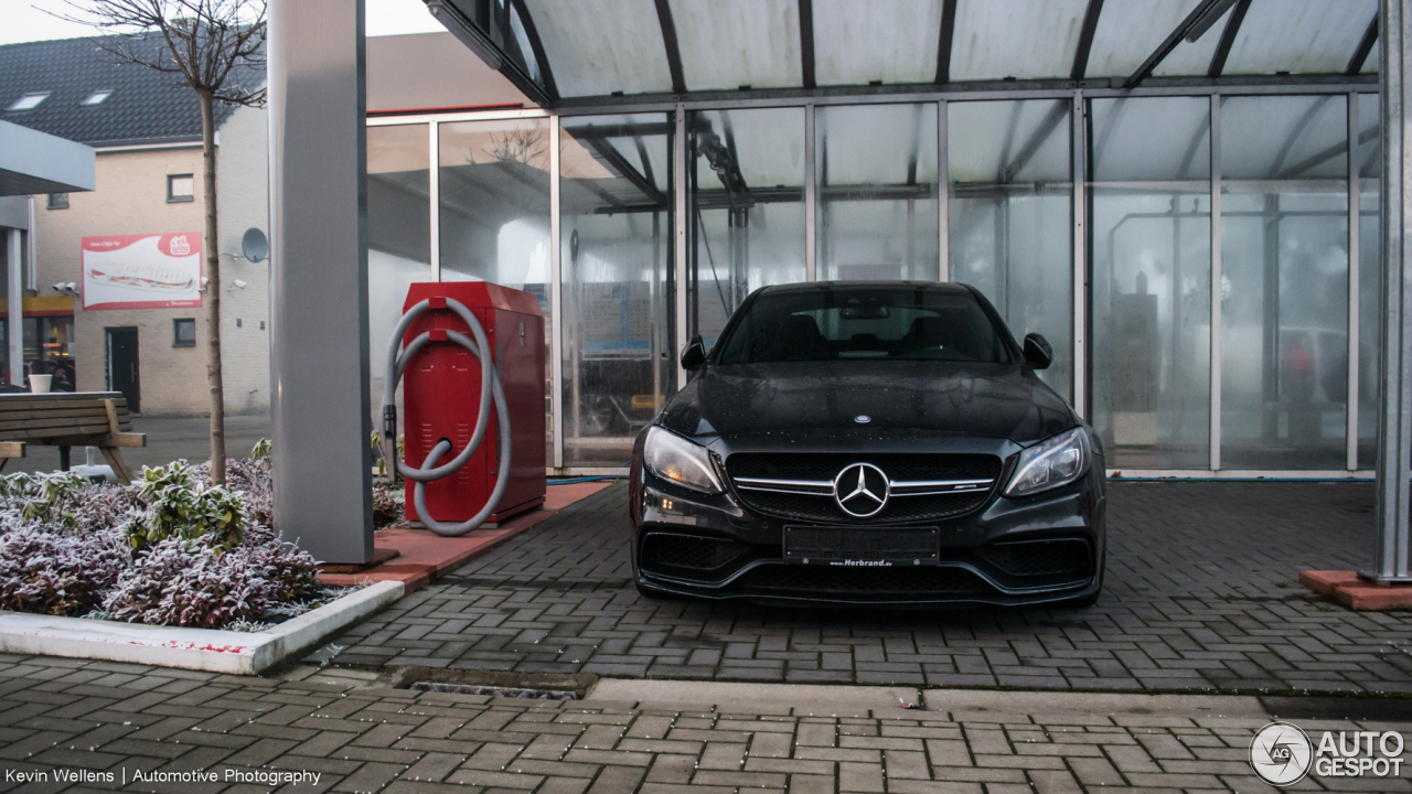 Mercedes-AMG C 63 S W205