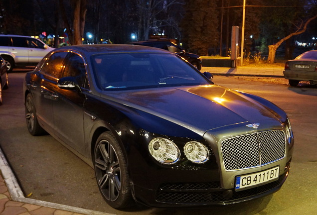 Bentley Flying Spur V8