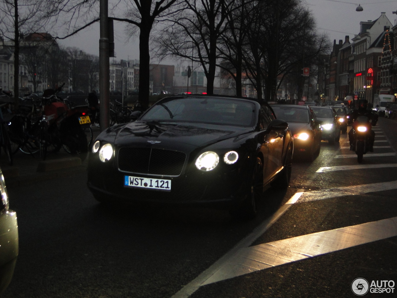 Bentley Continental GTC Speed 2013