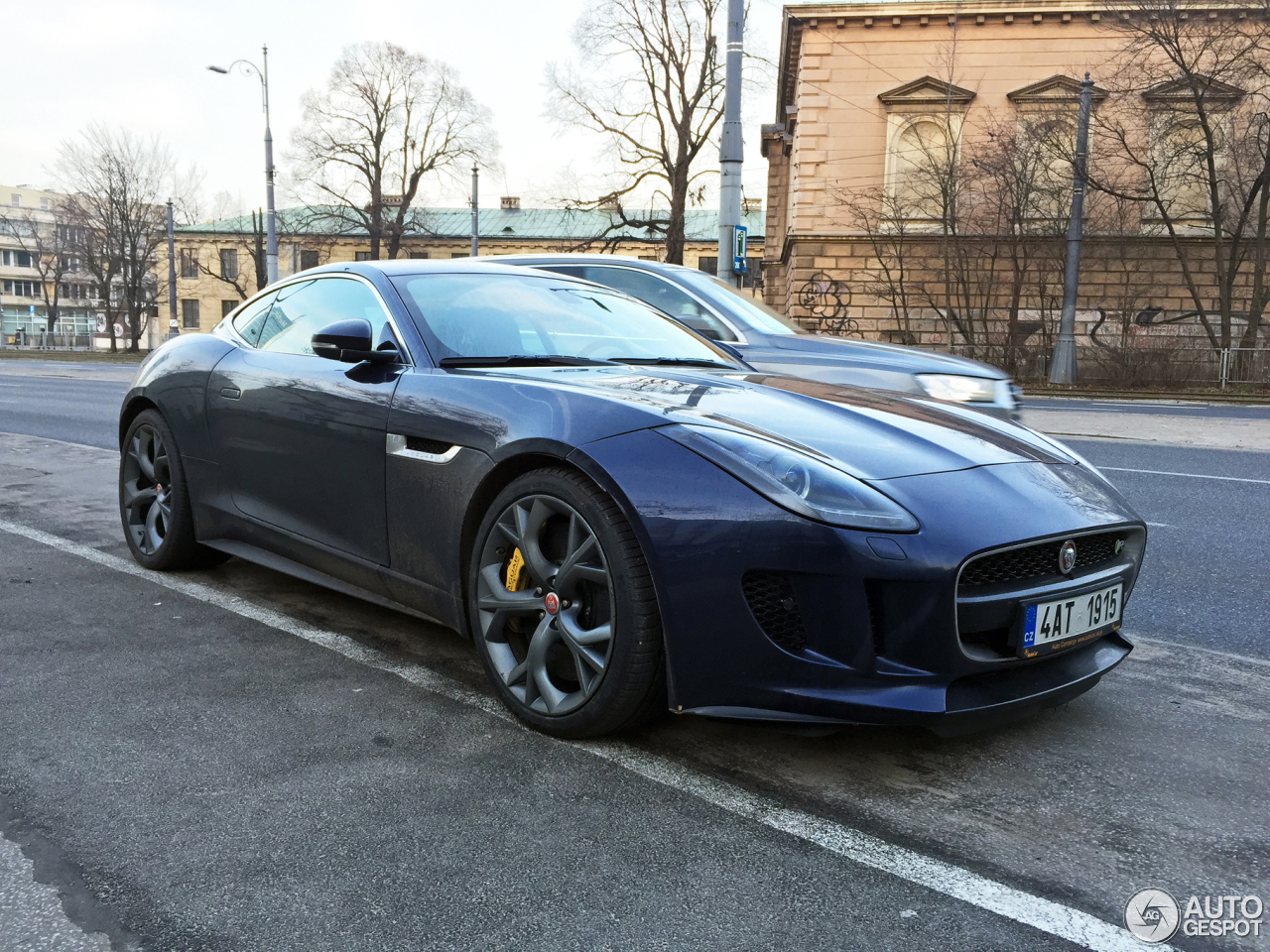 Jaguar F-TYPE R Coupé