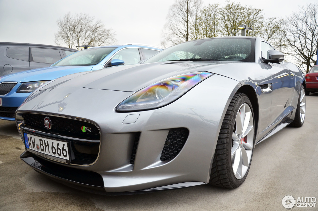 Jaguar F-TYPE R Coupé