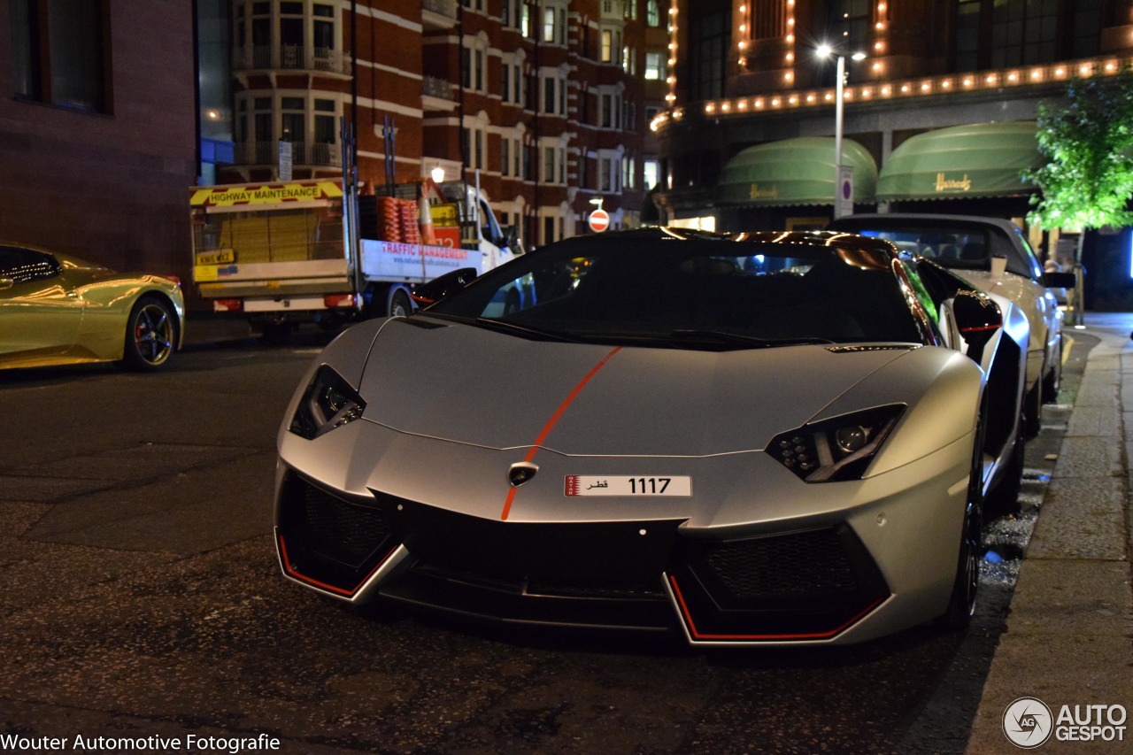 Lamborghini Aventador LP700-4 Roadster Pirelli Edition