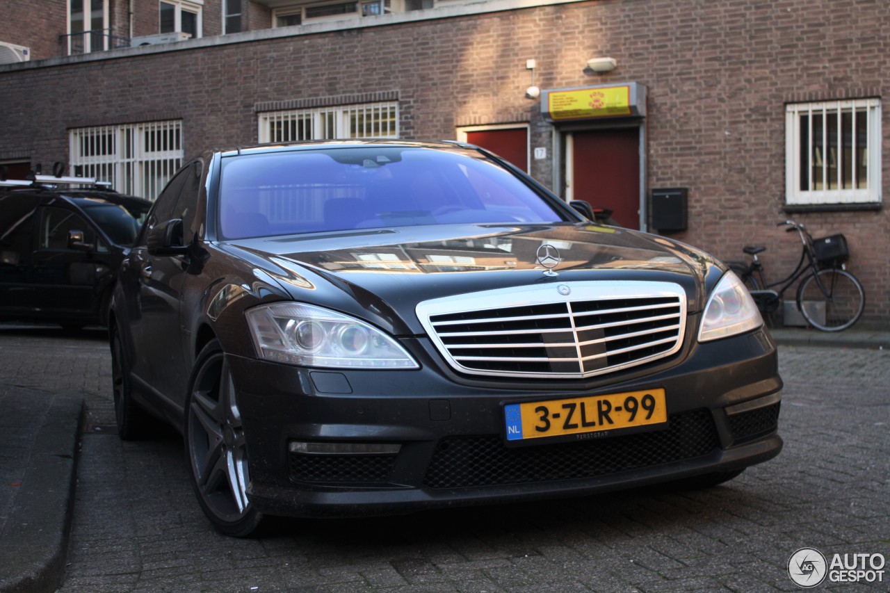 Mercedes-Benz S 63 AMG W221 2011