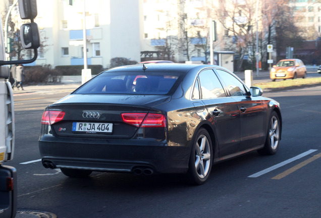 Audi S8 D4