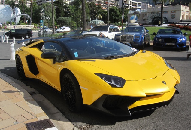 Lamborghini Aventador LP750-4 SuperVeloce Roadster