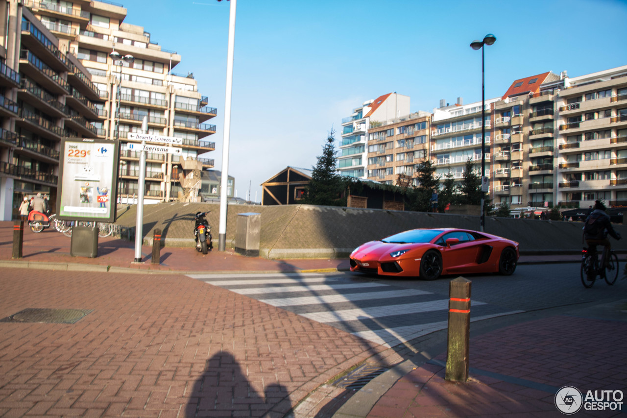 Lamborghini Aventador LP700-4