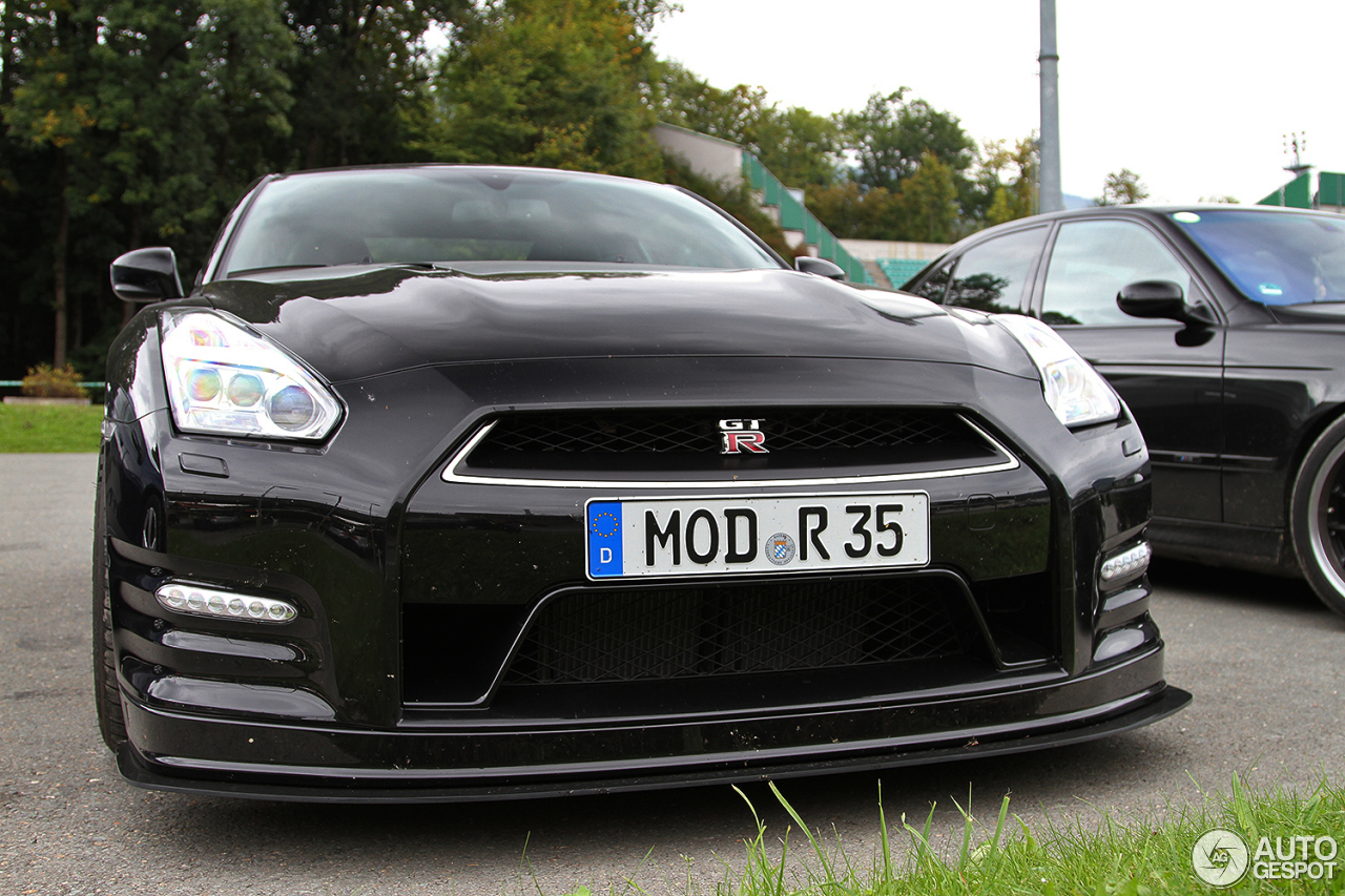 Nissan GT-R 2014