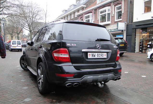 Mercedes-Benz ML 63 AMG 10th Anniversary