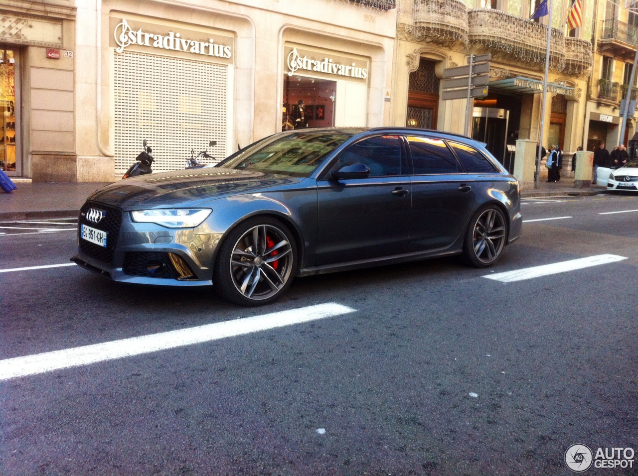 Audi RS6 Avant C7 2015