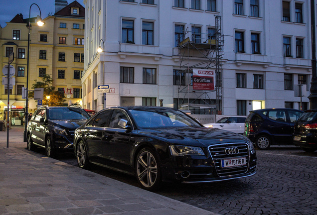 Audi S8 D4