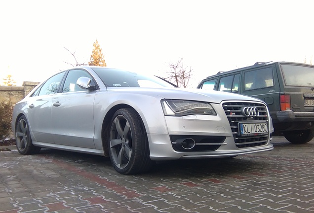 Audi S8 D4