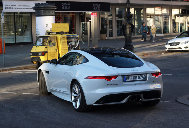 Jaguar F-TYPE S Coupé