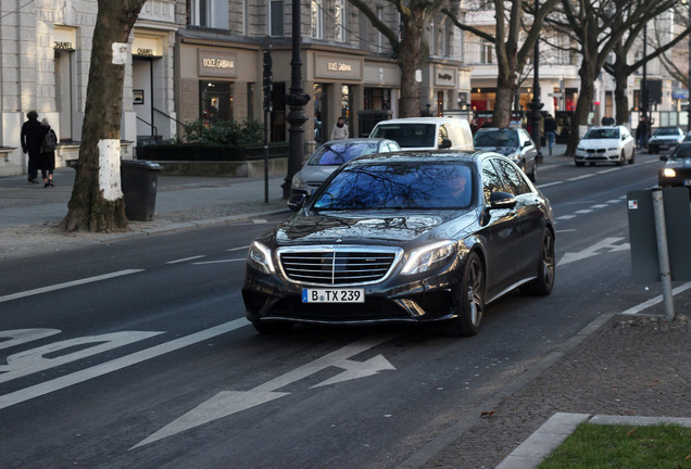 Mercedes-Benz S 63 AMG V222