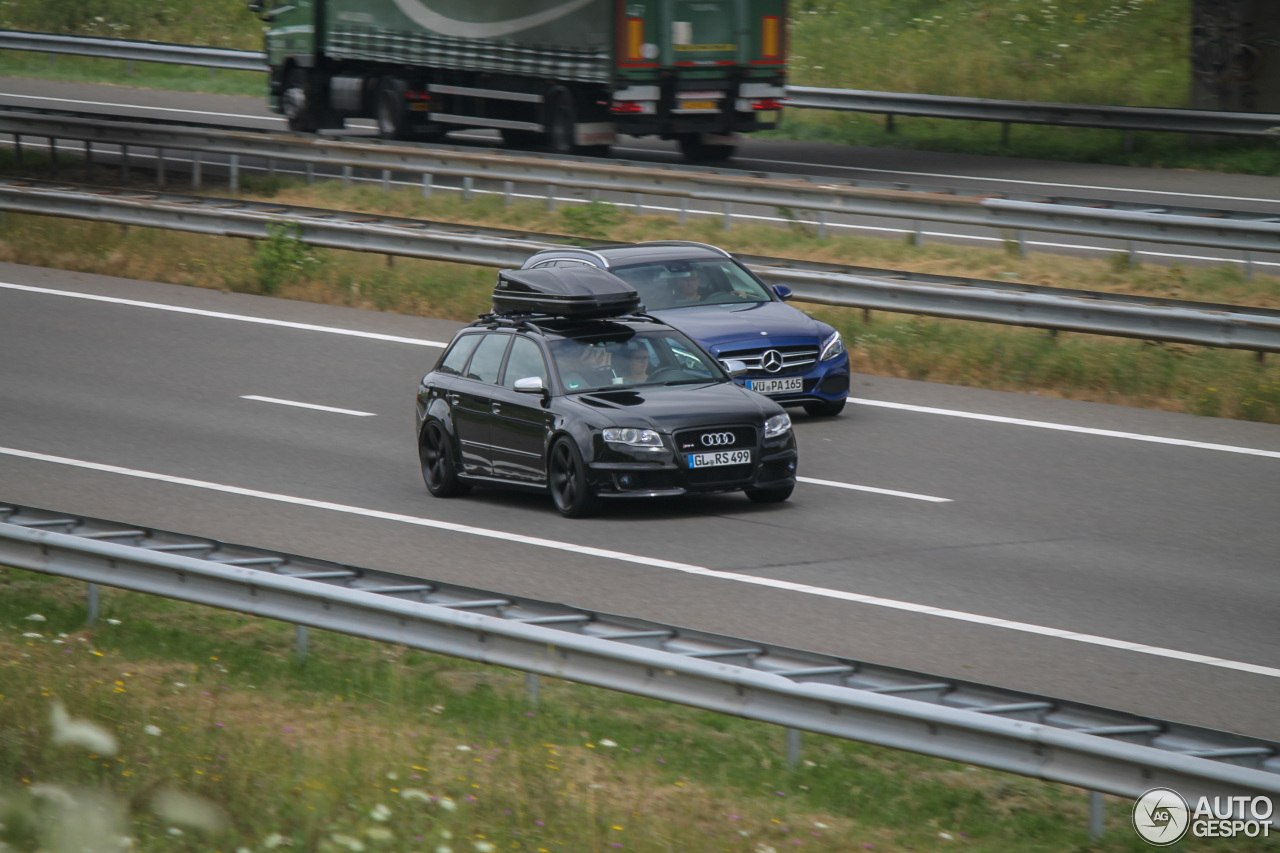 Audi RS4 Avant B7