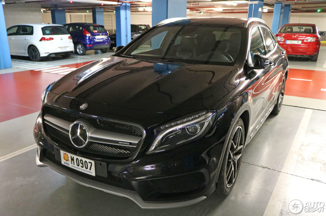 Mercedes-Benz GLA 45 AMG X156