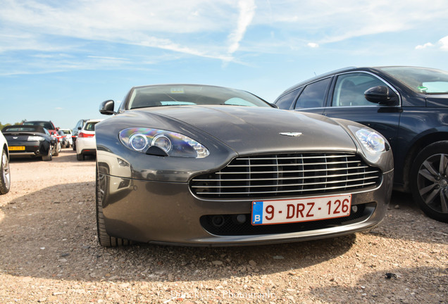 Aston Martin V8 Vantage