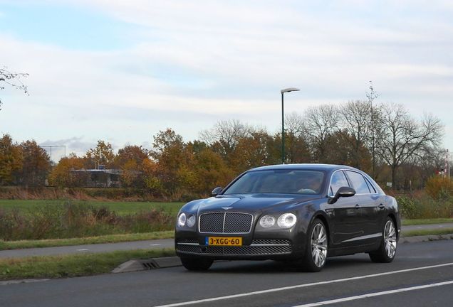 Bentley Flying Spur V8