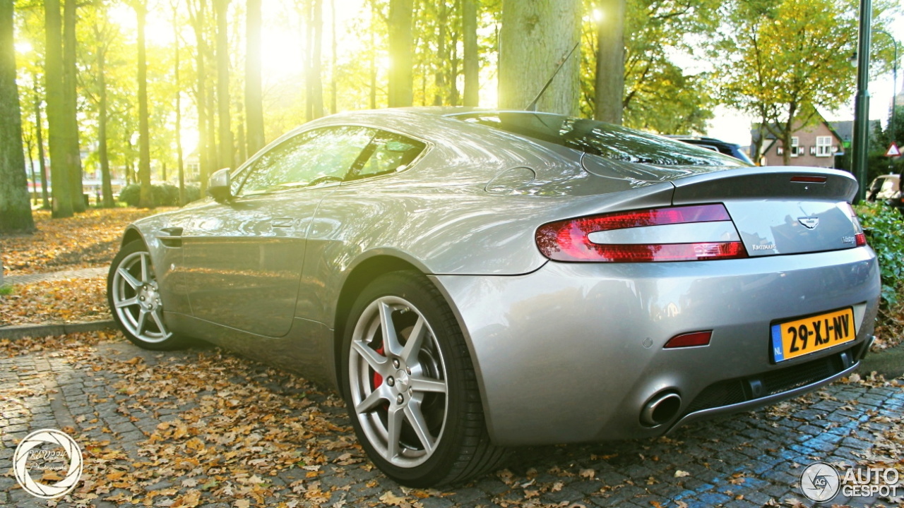 Aston Martin V8 Vantage