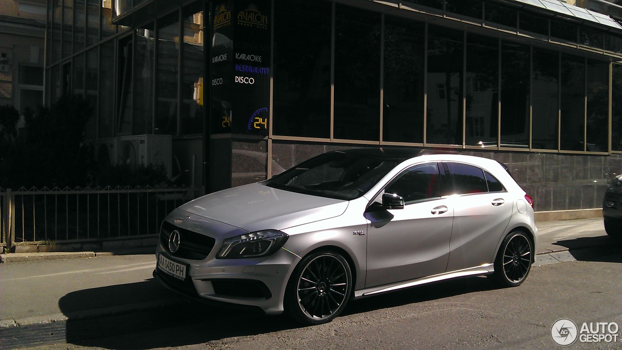 Mercedes-Benz A 45 AMG