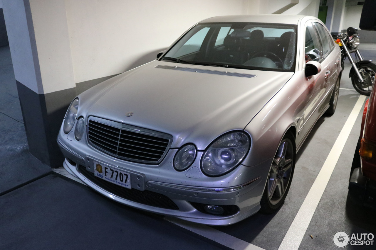 Mercedes-Benz E 55 AMG