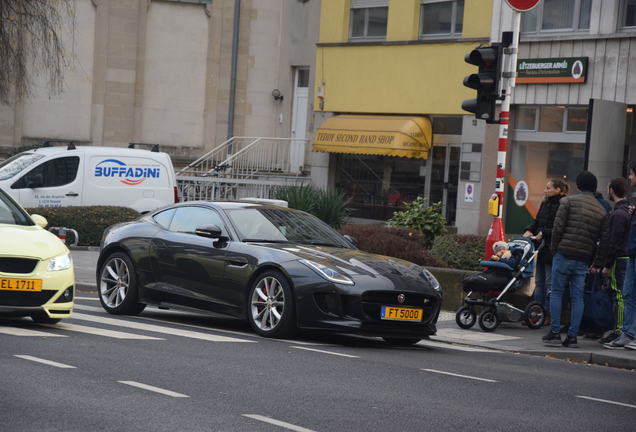 Jaguar F-TYPE R AWD Coupé