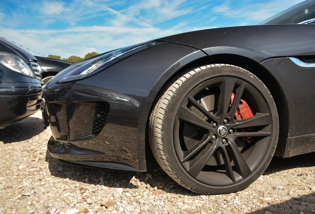 Jaguar F-TYPE S Convertible