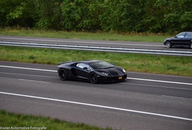 Lamborghini Aventador LP700-4