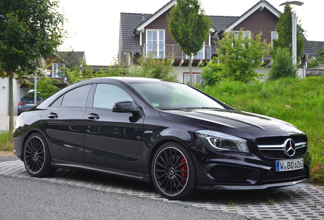 Mercedes-AMG CLA 45 C117