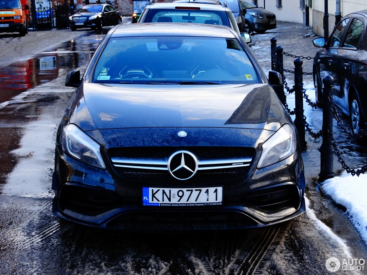 Mercedes-AMG A 45 W176 2015