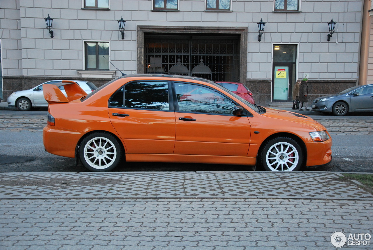 Mitsubishi Lancer Evolution IX RalliArt