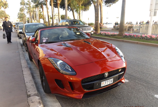 Jaguar F-TYPE S V8 Convertible