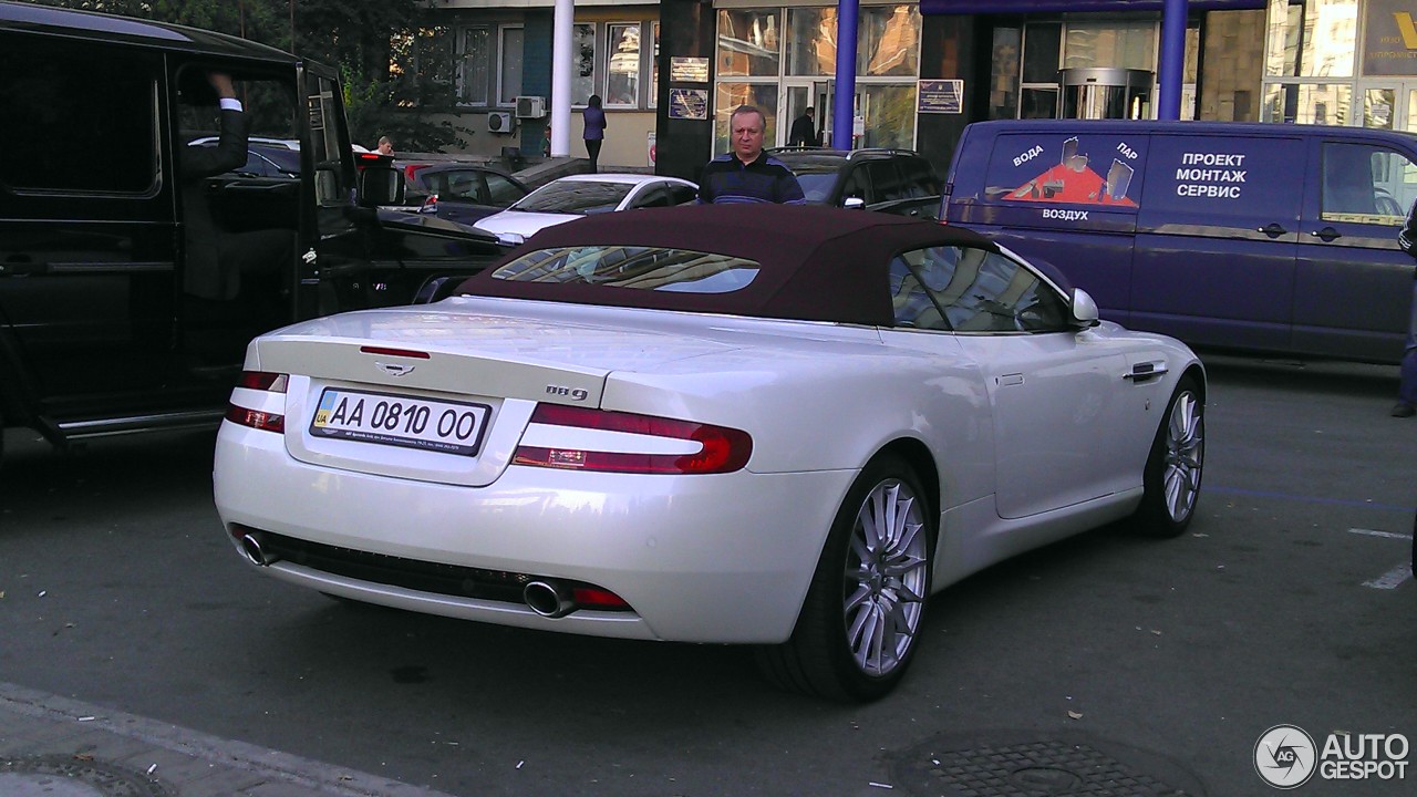 Aston Martin DB9 Volante