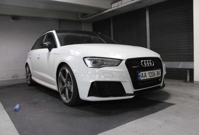 Audi RS3 Sportback 8V