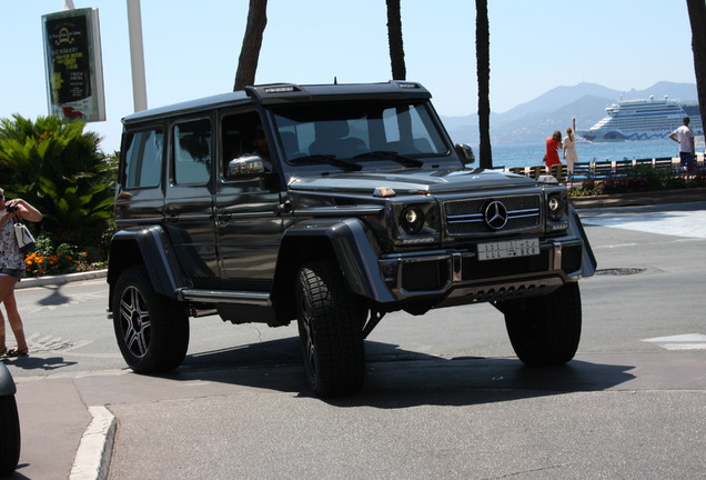 Mercedes-Benz G 500 4X4²