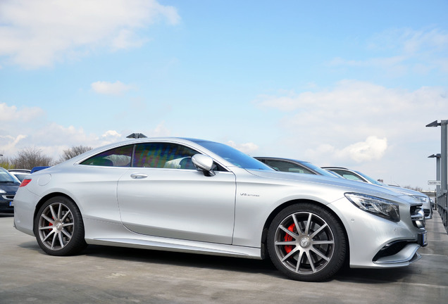 Mercedes-Benz S 63 AMG Coupé C217