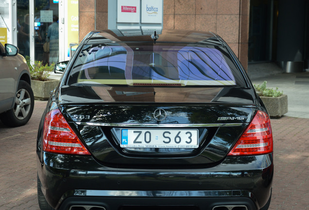 Mercedes-Benz S 63 AMG W221 2010