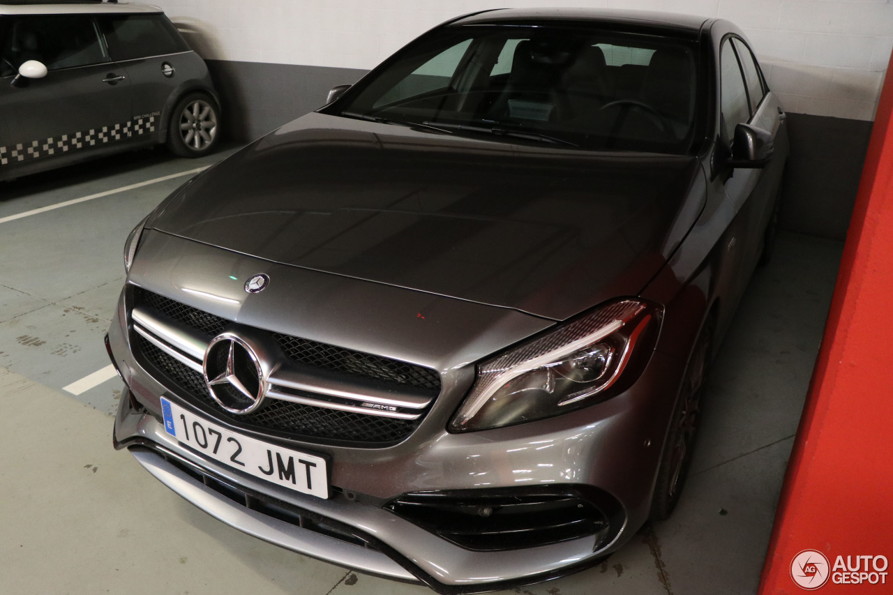 Mercedes-AMG A 45 W176 2015