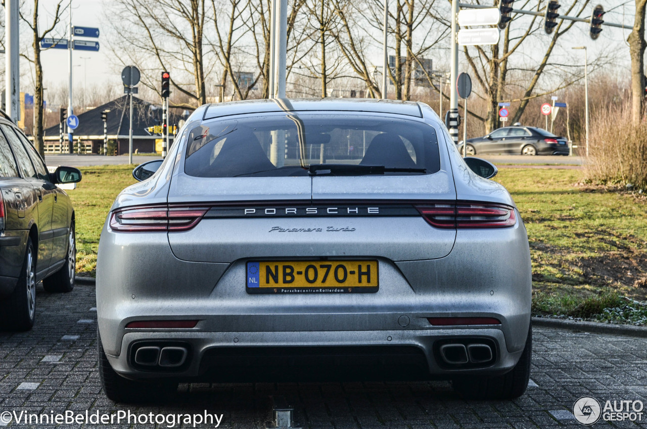 Porsche 971 Panamera Turbo