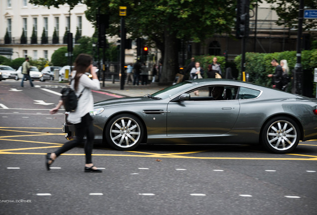 Aston Martin DB9