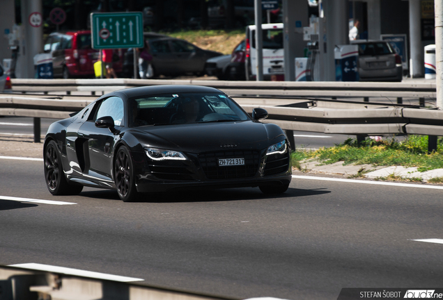 Audi R8 V10