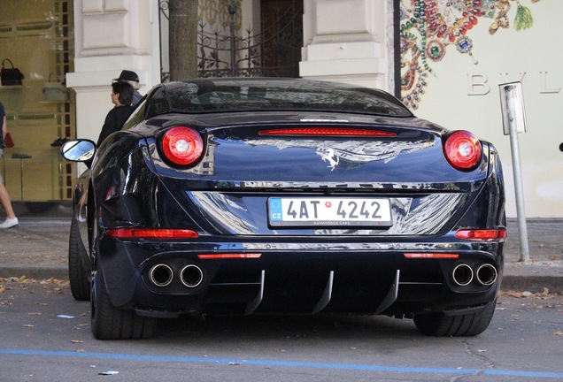 Ferrari California T